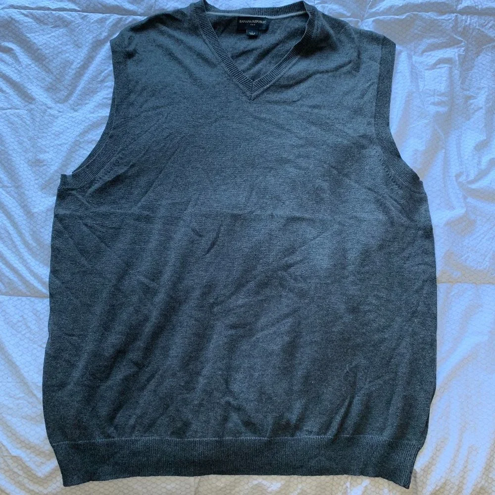 Banana Republic Sweater Vest Gray Large - Picture 1 of 2